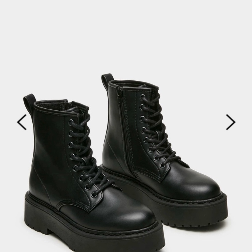 Steve Madden Buffy Black Platform Combat Boots Side Zip Vegan Leather NWOB - Picture 9 of 10